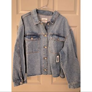 Frayed-Hem Cut-Off Boyfriend Jean Jacket- Old Navy